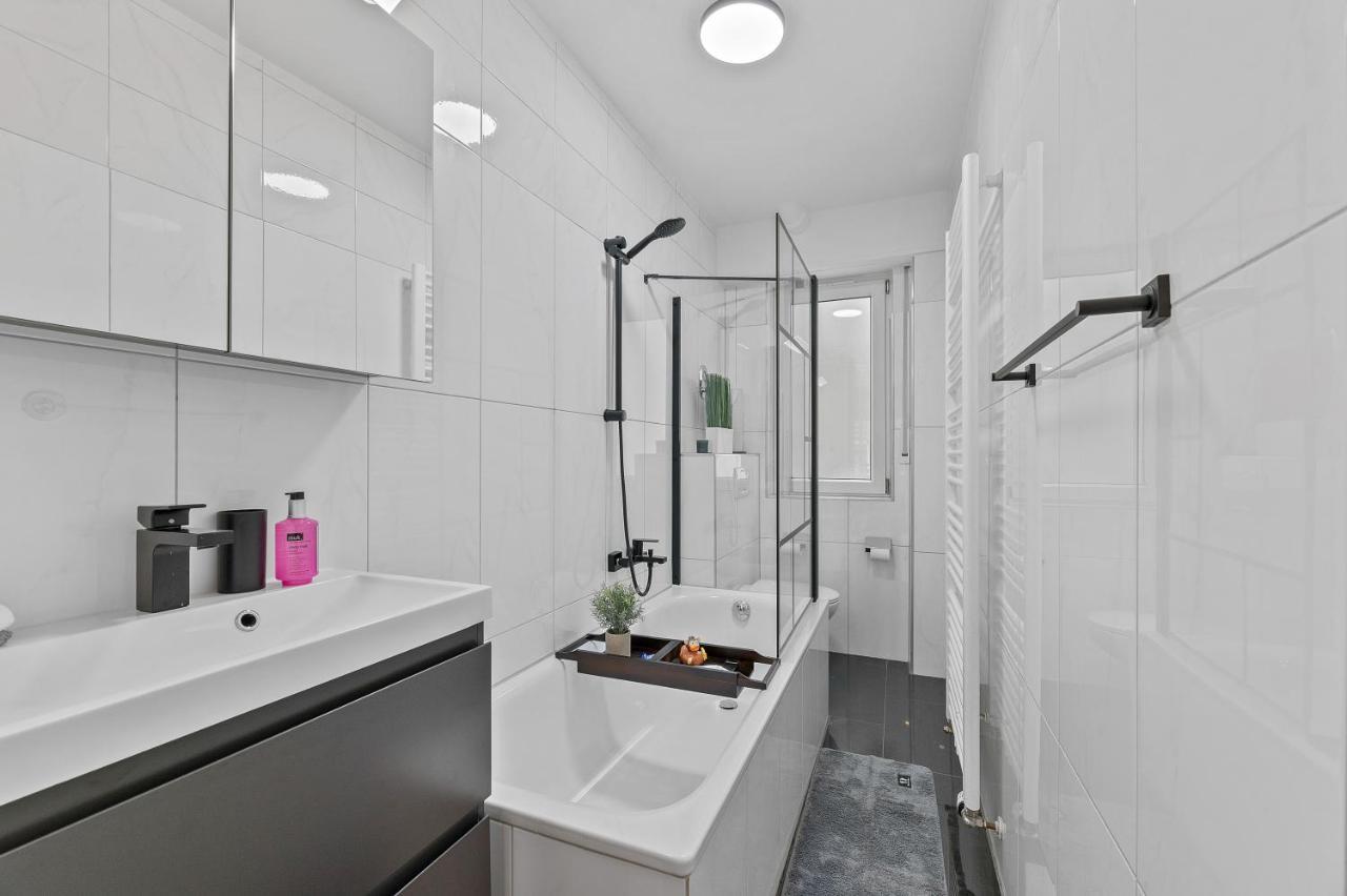 Das Crazy Monkey Loft Mit 100Qm & Summerlounge Apartamento Estugarda Exterior foto